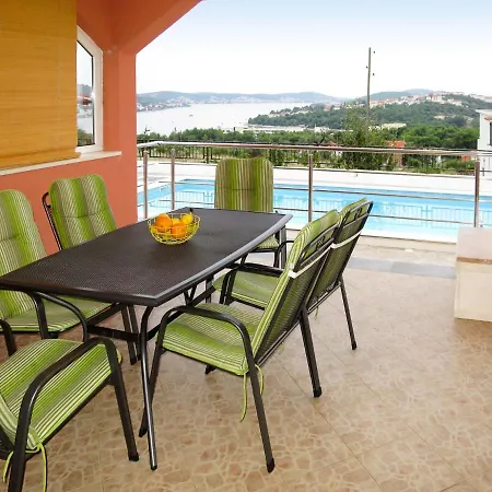 Holiday Pinea - Roz340 By Interhome * רוגוזניצה