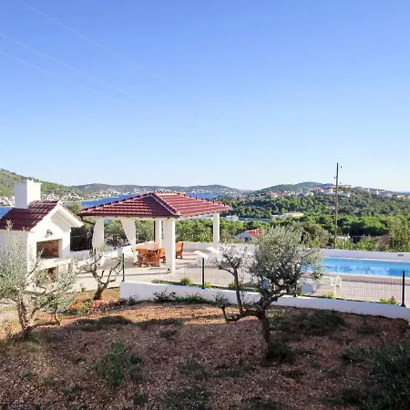 בית נופש Holiday Pinea - Roz340 By Interhome